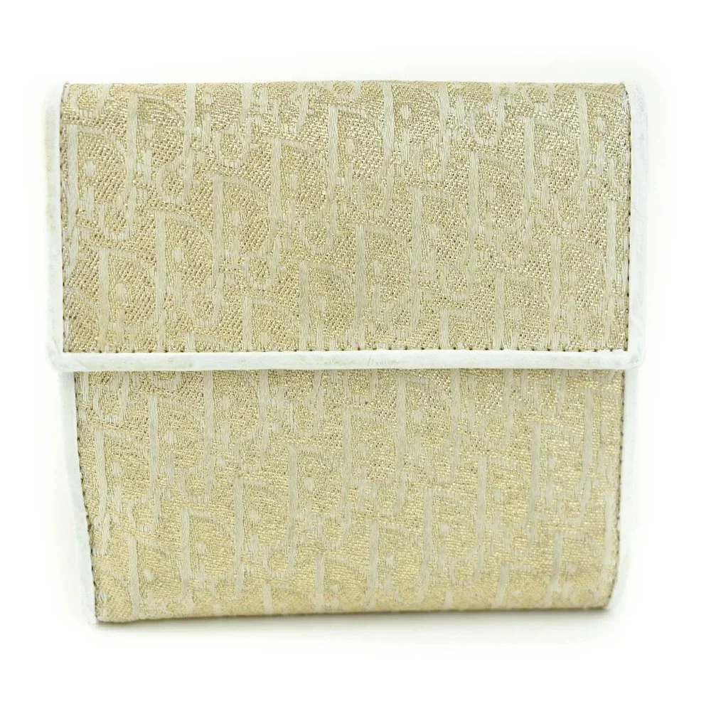 Auth DIOR